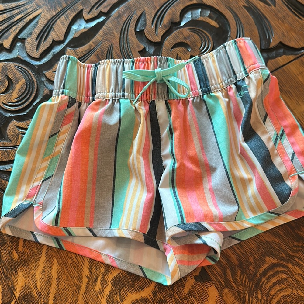 Girls Size 7 O’Neil Shorts Like New